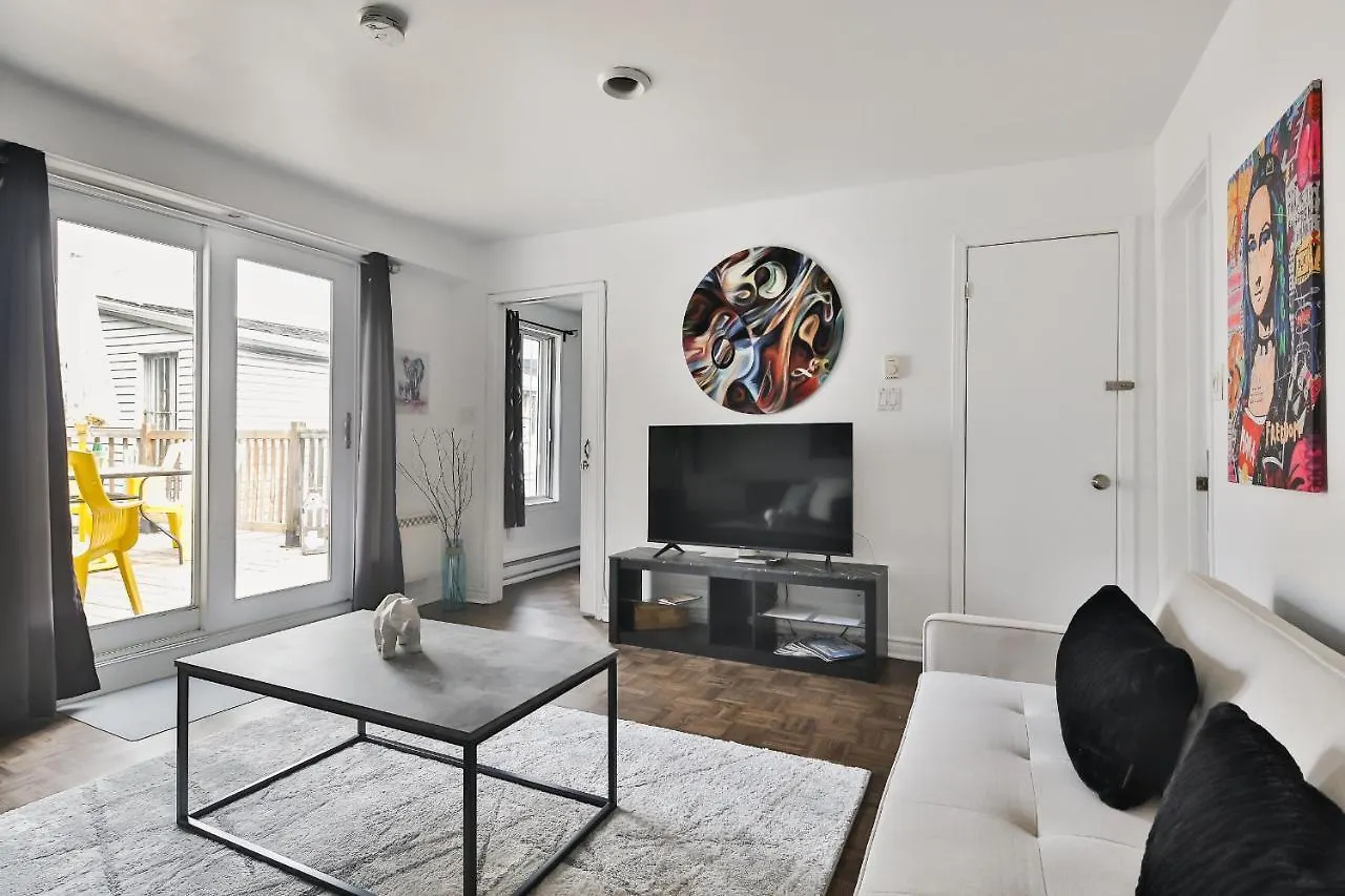 Apartment Free Parking And Central Location Montréal