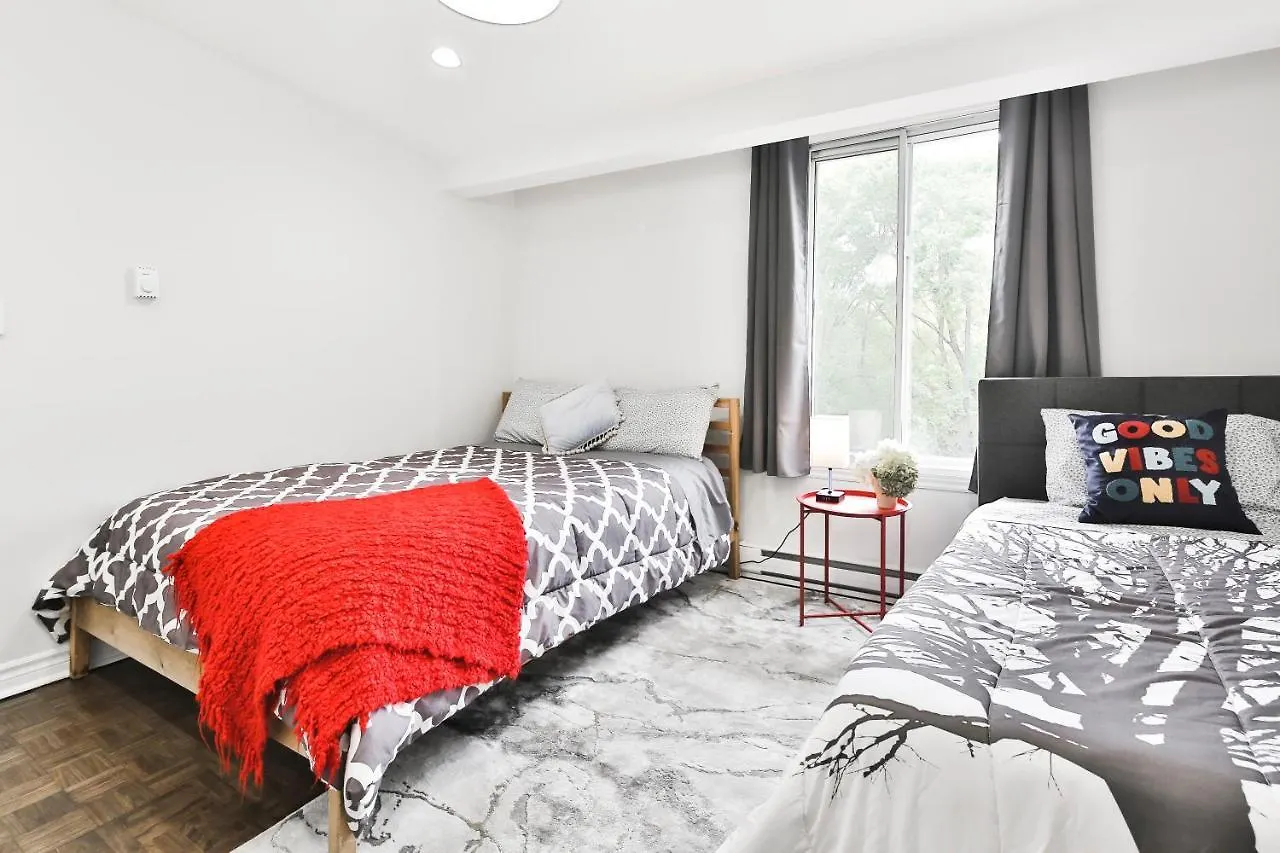 Apartment Free Parking And Central Location Montreal Canada