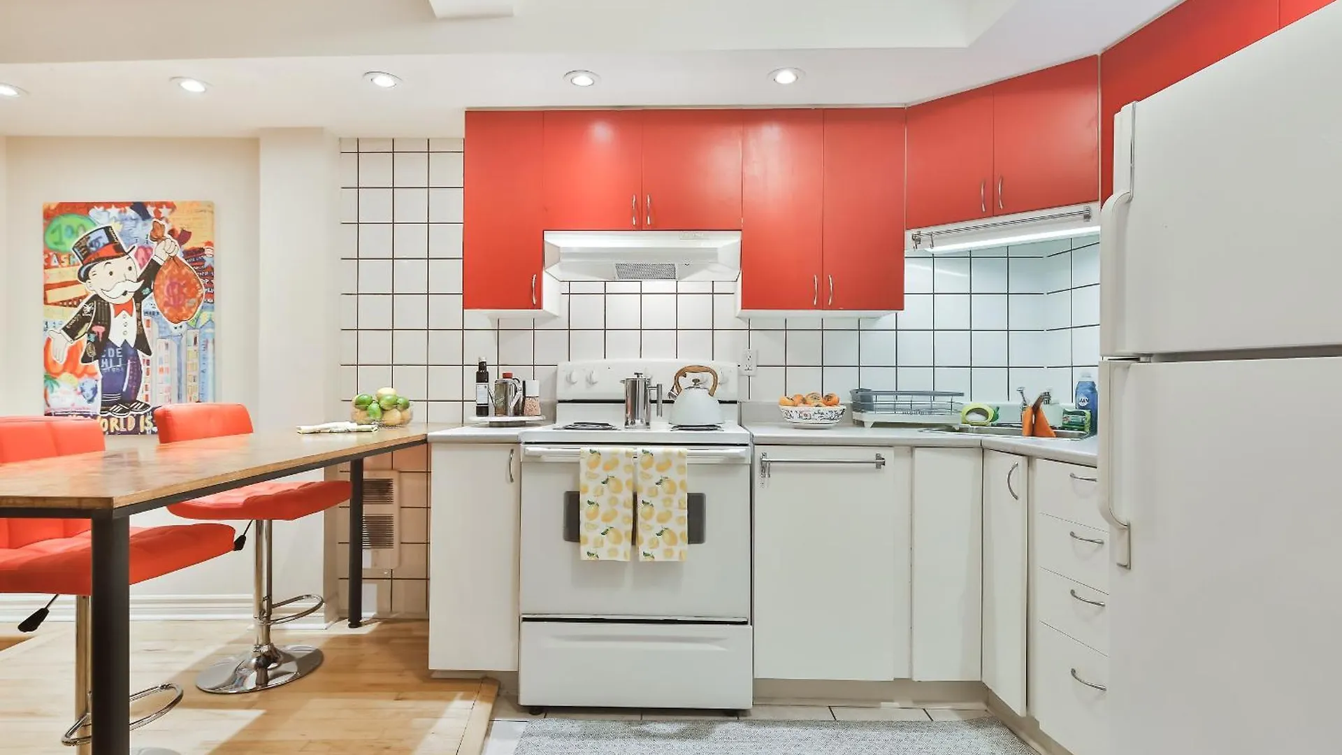 Free Parking - Full Apartment - 5 Min Walk To Metro - Central Location Montreal