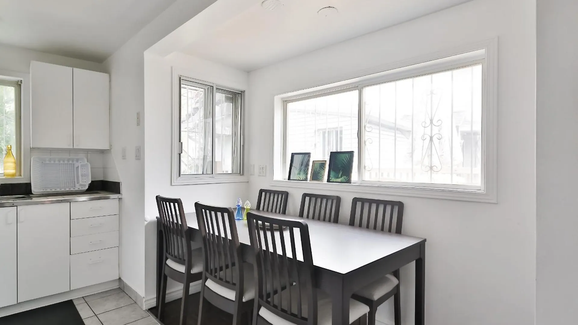 Apartment Free Parking And Central Location Montreal