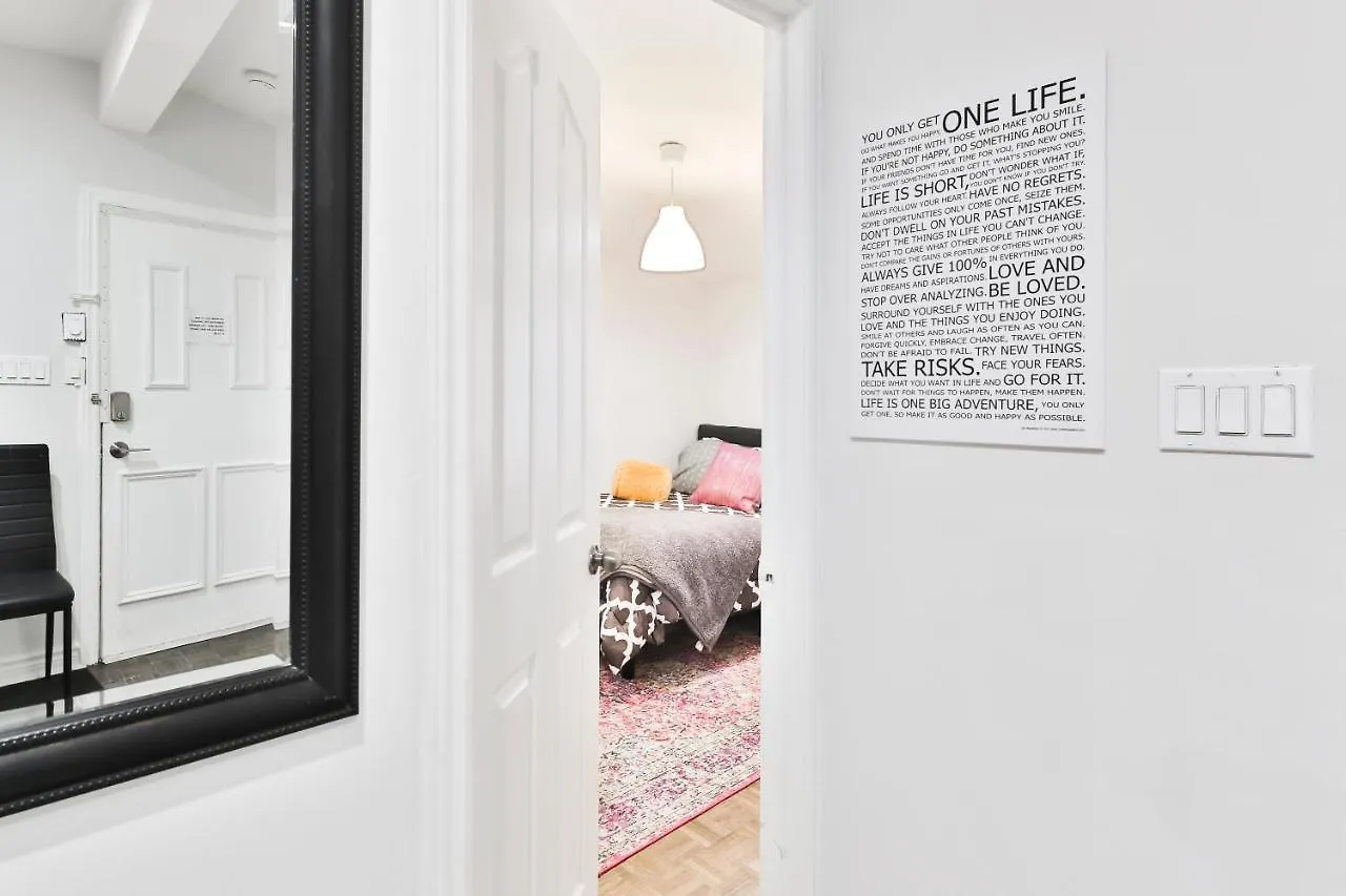 Apartment Free Parking And Central Location Montreal Canada