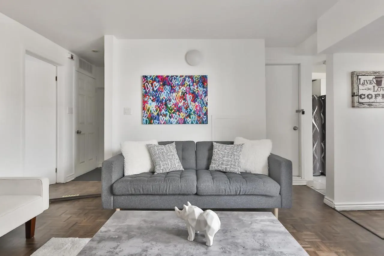 Free Parking - Full Apartment - 5 Min Walk To Metro - Central Location Montreal