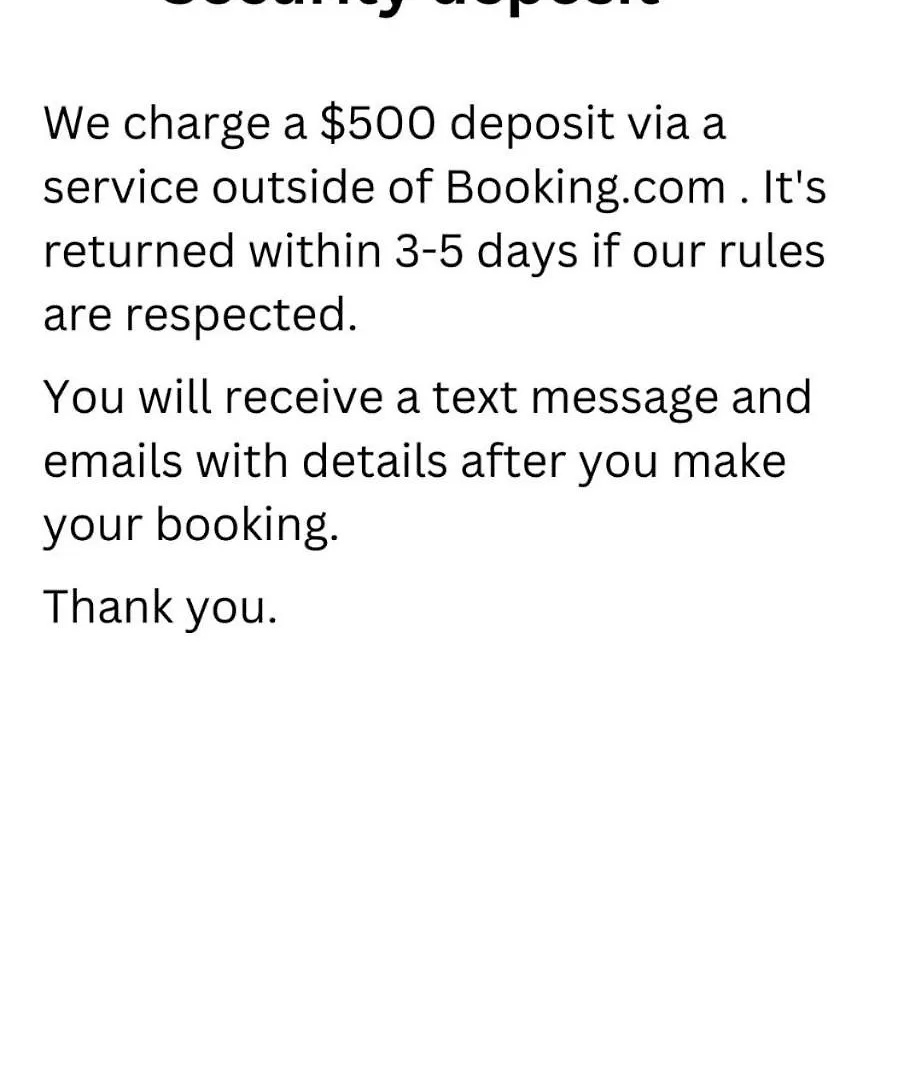 Free Parking And Central Location Montreal 0*,  Canada